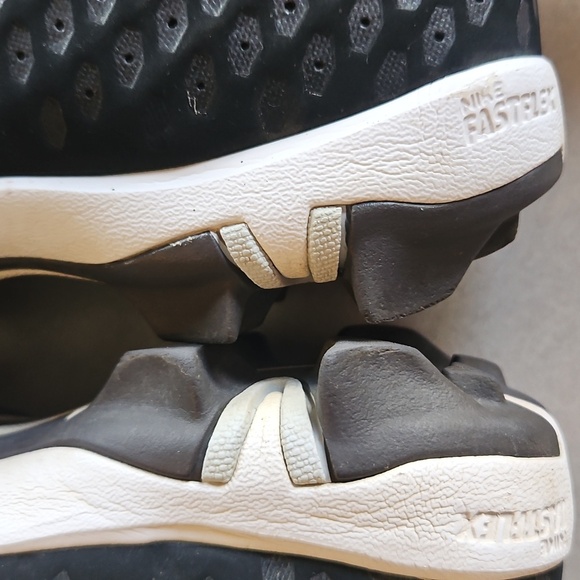 Nike Baseball Cleats - Picture 10 of 12